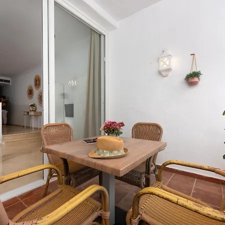 Fuente De La Duquesa Apartment *